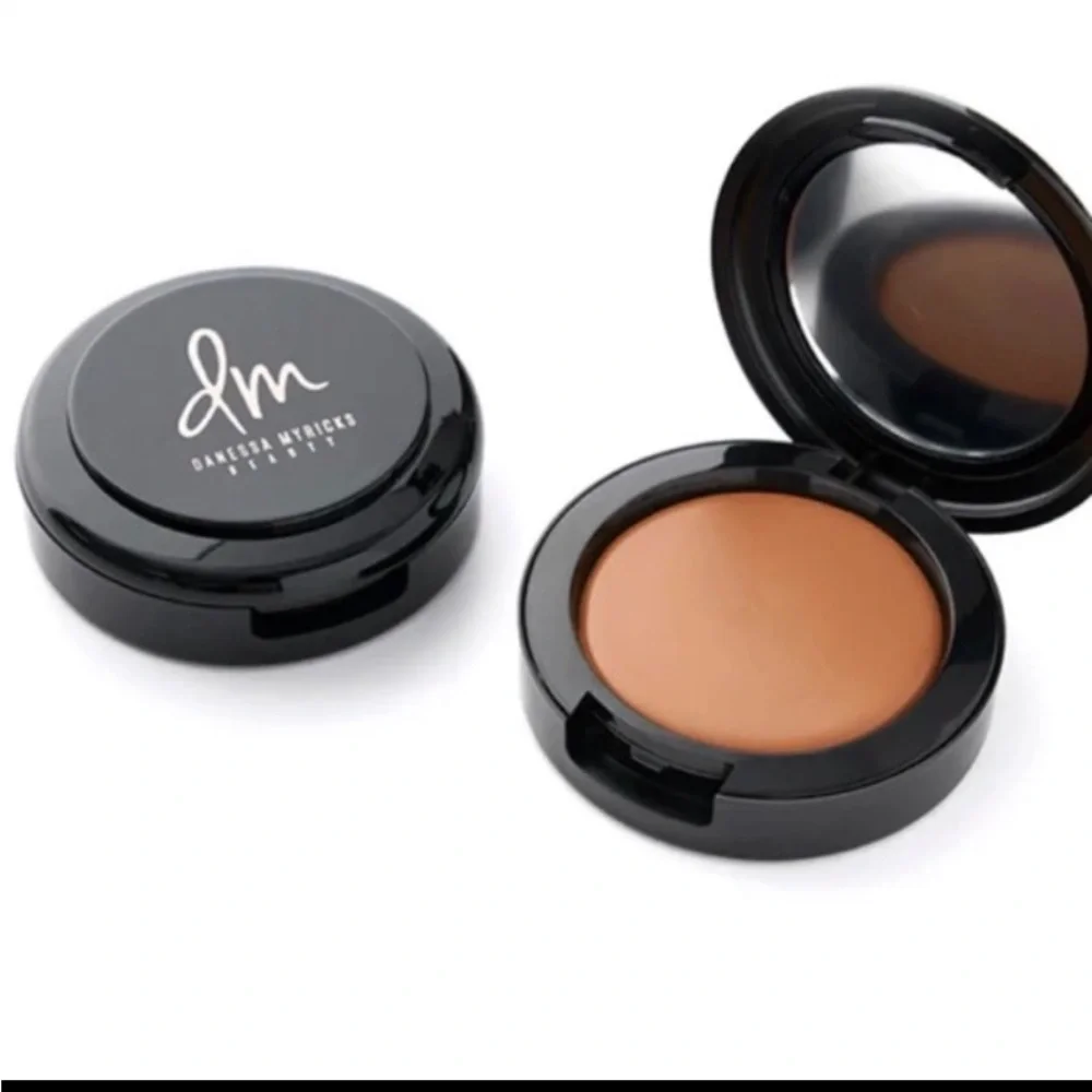 Danessa Myricks Power Cream Bronzer in Medium BNIB